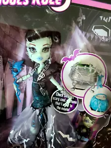 Monster High * Ghouls Rule * Frankie Stein * Daughter Of Frankenstein - Picture 1 of 12