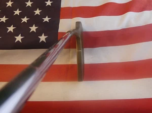 Putter de golf clásico Nomad B W 2 (hacia atrás) 35" nuevo agarre Strata Putter en muy buena condición - Imagen 1 de 5