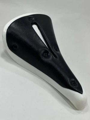 Vintage Trick Top Seat White Velo VL158 Padded Old School BMX NOS CW Hutch GT OG - Image 1 of 4