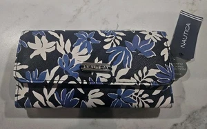 NEW NAUTICA BLUE & WHITE FLORAL TRI FOLD MONEY MANAGER WALLET - Picture 1 of 7
