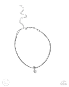 Paparazzi Teeming Teardrops Silver Choker NWT - Picture 1 of 2