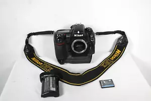 Nikon D2X, 12.4 MP DSLR, w/Battery - Body Only -NOT WORKING 4 REPAIR SPARE PARTS - Picture 1 of 23