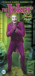 1:8 Moebius Models #956 - 1966 Joker - Cesar Romero Figure model kit - Picture 1 of 2
