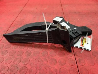 2011-2015 Kia Optima Accelerator Pedal Assembly Genuine OEM 32700-3Q110 - Image 1 of 4