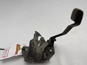 2001 - 2007 Dodge Caravan Hood Latch Lock Assembly OEM 4717515AC - Picture 1 of 4