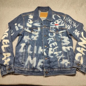 Levis Premium Trucker Jacke Herren Medium Denim Tokyo Graffiti Paint Streetwear - Bild 1 von 14