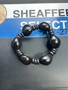 Bracciale elastico con perline a forma di semi neri con perline grandi dichiarazione regalo - Foto 1 di 2