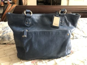Tignanello schöne blaue Schultertasche aus genarbtem Leder - Bild 1 von 10