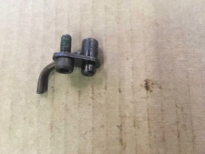 97 98 99 00 01 02 03 BMW 528I 540I ПОРШНЕВАЯ ОХЛАЖДАЮЩАЯ СТРУЯ С БОЛТОМ - Изображение 1 из 4