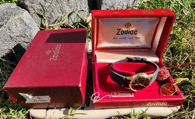 Vtg Zodiac 1965 Triple Calendar Moon Phase Men's 34mm Watch Automatic 743-908 74 - Image 1 of 4