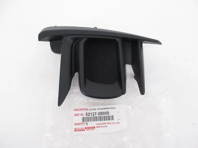 Оригинальная крышка отверстия для правого переднего бампера Toyota 52127-08050 2018-2020 Sienna от оригинального производителя - Изображение 1 из 4