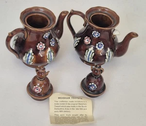 zwei Miniatur Keramik Measham Pottery braune Teekannen braune Treacle Glasur - Bild 1 von 18