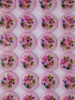 SIZE 20L-1/2" FLORAL PATTERN SHINY FINISH BUTTON, 1 DOZEN , FREE SHIP IN USA - Image 1 of 4