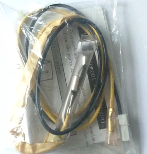 Genuine Panasonic Fridge Freezer Temperature Fuse Assembly CNRBG-155740  - Picture 1 of 2