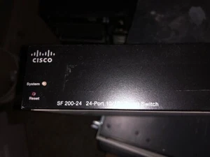 Cisco SF200-24 PORT SLM224GT 24-Port SWITCH - Picture 1 of 3