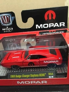 `M2 1:64 1969 Dodge Charger Daytona Hemi/Naranja/Mopar - Imagen 1 de 3