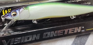 NEW Megabass Ito Vision Oneten 110 Table Rock SP shad Suspending Jerkbait - Picture 1 of 8