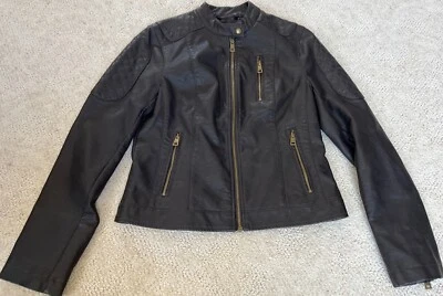 Jaqueta de couro marrom sintético Levis Strauss bolsos com zíper aba vermelha tamanho médio feminina - Imagem 1 de 4