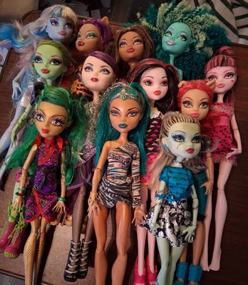 Muñeca Monster High (y Reina Cuervo) Lote Usado ¡Leer por favor! Foto 1 de 4