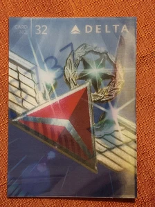 Rare Delta Air Lines Trading Card Boeing 737-800 Holographic Card 32 Hard Sleeve - Bild 1 von 1
