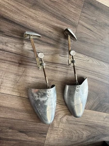 Paar Vintage Aluminium verstellbare Schuhspanner Dehner Gieves Ltd. M 11 x 12 - Bild 1 von 13
