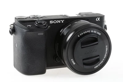 SONY Alpha 6300 mit E PZ 16-50mm OSS - SNr: 3821614 - Bild 1 von 4