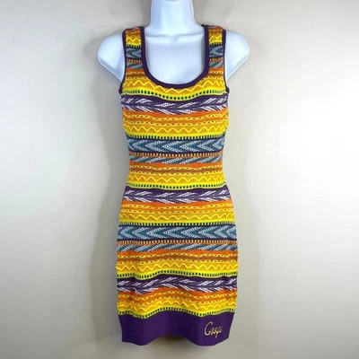 Vestido Suéter Vintage Años 90 Coogi Tejido 3D Urbano Estilo Callejero Pequeño Logo Vibrante Foto 1 de 4