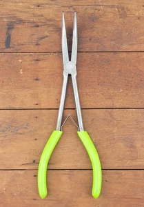Matco Tools 11" Angled 45° Needle Nose Pliers PNO111PF Fluorescent Green  - Bild 1 von 8