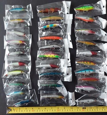 Lote Mixto Señuelos de Pesca 30 Piezas Crankbaits Minnow Baits Aparejos Lubina Nuevo EE. UU. Foto 1 de 4