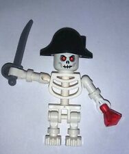 Lego - Piraten-Skelett mit Säbel und Lego-Diamant