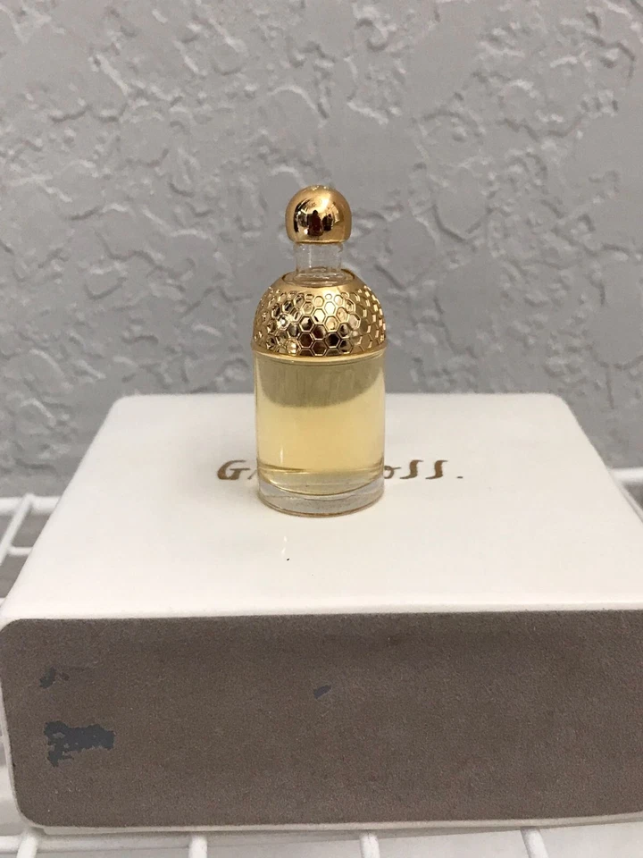 Aqua Allegoria Pamplelune Guerlain Mujer Perfume Eau de Toilette Mini .25 Oz NUEVO Foto 1 de 1