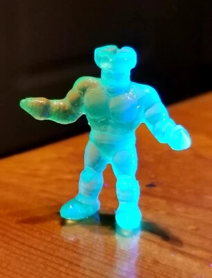 M.U.S.C.L.E Things / Figura de cabeza de perno de garra de 1" / Juguete cápsula / Premio de venta KO Foto 1 de 4