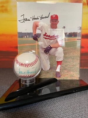VINTAGE Autographed official MLB Ball  & early 8 x 10 Photo  SIGNED FRANK HOWARD - Image 1 of 3