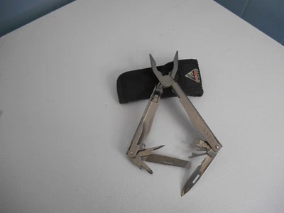 BUCK KNIVES BUCKLITE MODEL 355 USA MULTI TOOL PLIERS, KNIFE WITH NYLON SHEATH - Image 1 of 4