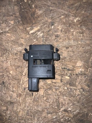 Ford Fusion Lincoln MKZ 2013-2016 sensor de descongelación aire acondicionado interruptor de relé DG9H-19T562 Foto 1 de 3