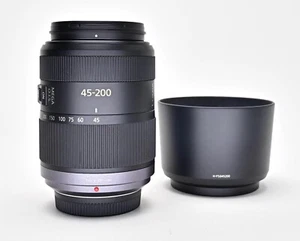 Panasonic 45-200mm f/4-5.6 G Vario MEGA O.I.S. Lens for Micro Four Thirds Mount - Picture 1 of 7