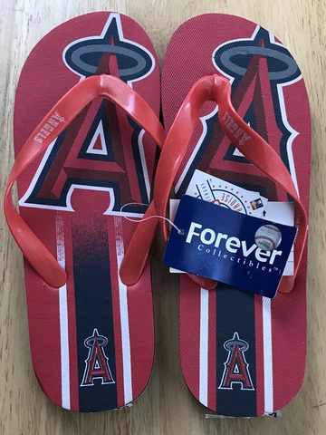 Los Angeles Angels Of Anaheim Flip Flops Medium Mens 7-8 Womens 9-10 MLB Cover