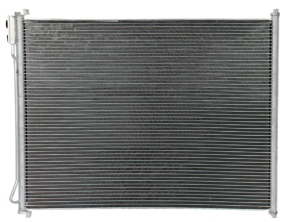 AC Condenser For 1999 Ford F-250 Foto 1 de 1