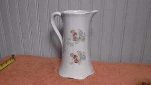Antiker Krug Sevres Porzellan Vase Erdbeeren weiß Französisch Frankreich 1900-08 - Bild 1 von 11