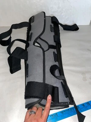 22" Knee Splint Immobilizer Universal PROCARE 3 Panel  LEFT/RIGHT - Image 1 of 4