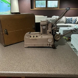 Vintage Ampere Premiere 20 Projector 16mm - Picture 1 of 24