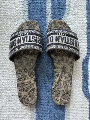 Christian Dior Paris Dway Tobogán Algodón Bordado Negro y Natural Mujer 38 Foto 1 de 4