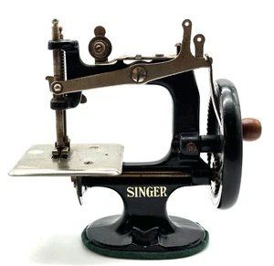 Singer Nähmaschine 20 K - original - 20er/30er Jahre - Miniatur - Holzgriff - Bild 1 von 8