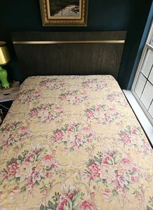 Croscill Pavillion Queen Bed Comforter Reversible Rare Yellow Floral Roses HTF - Picture 1 of 10