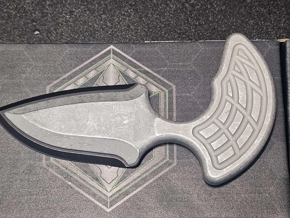 Heretic Knives Sleight Modular Dagger Knife Blizzardworn - Image 1 of 4