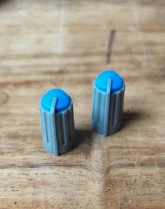 X2 BOUTONS KNOB POTENTIOMÈTRE TABLE DE MIXAGE 270 DEGRÉ bleu LOT DE 2 - Imagen 1 de 3
