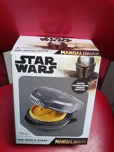 DISNEY~THE MANDALORIAN~MINI WAFFLE MAKER~MAKES MANDALORIAN THEMED WAFFLES~NIB - Picture 1 of 4