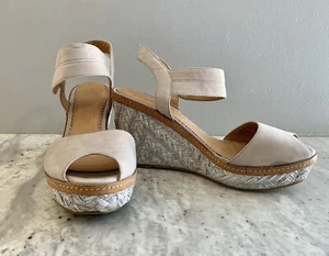 Miss Albright. Anthropologie. Size 8. Gray Taupe Espadrille Wedges. - Picture 1 of 9
