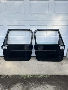 97-06 Jeep Wrangler TJ DOOR FULL HARD DOORS BLACK SET LEFT RIGHT w/ PANELS - Picture 1 of 23