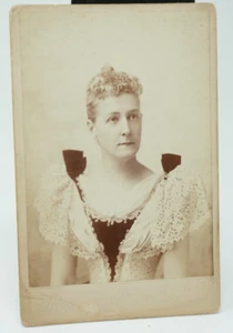 Antike viktorianische Kabinettkarte Frau Mode Kleid Korsett 1800er Chicago - Bild 1 von 2